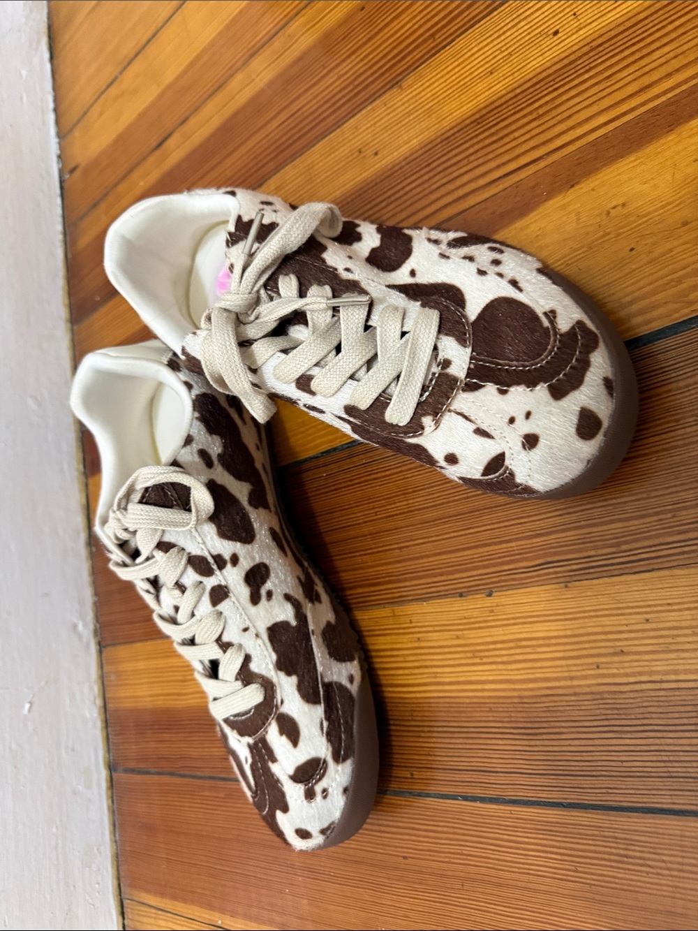Women Cow-Print Canvas Sneakers in Brown and Cream - Picture 2 of 4
